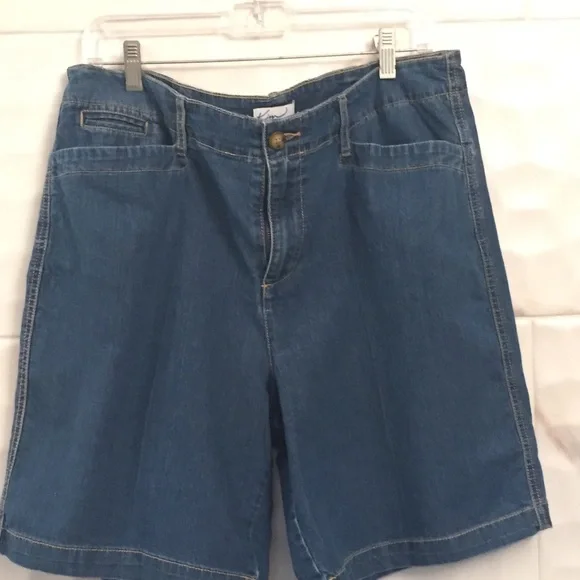 Kim Rogers Size 16 Denim Shorts - Picture 1 of 3